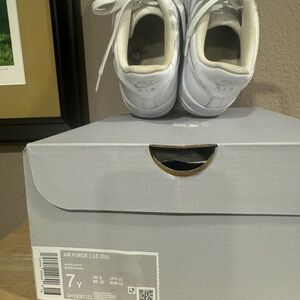 White Sneaker-youth, 7 Y / Air Force 1 (GS)